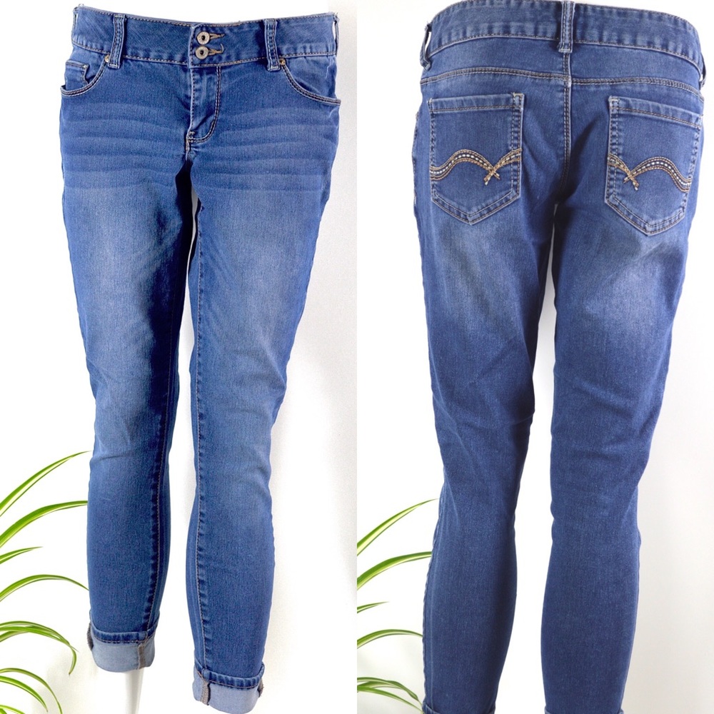 Rue 21 Low Rise Jeggings size 7/8